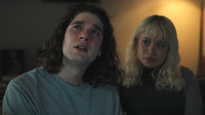 Әдемі әйелдер порно Қалыңдықтың порносы бар майлы гигант әтеш