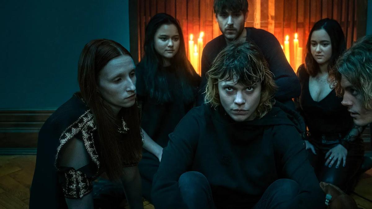 Краківські потвори / Cracow Monsters / Axis Mundi / Krakowskie potwory